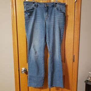 Old Navy Kicker Bootcut Mid-Rise Jeans